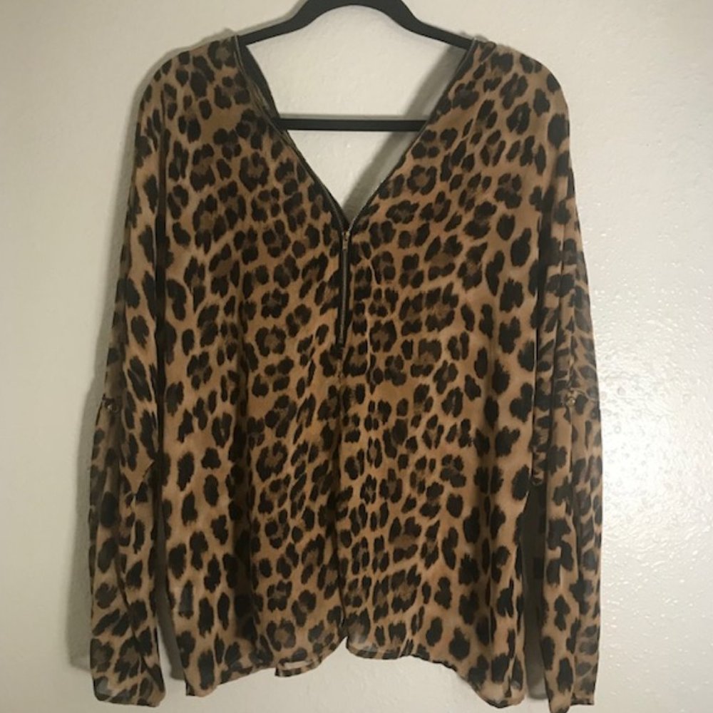 CLEO Lepard Print Sheer Zip Top